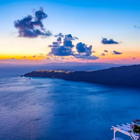 Erossea Vila Imerovigli (Santorini)